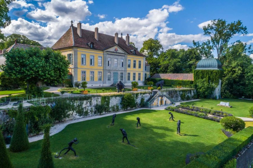 Château de Vullierens -Jardins des Iris, Vullierens, Switzerland, Switzerland